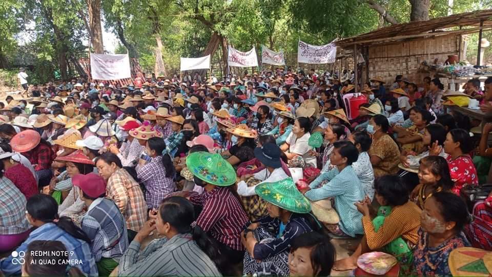 Villagers from northern Salingyi and eastern Yinmarbin in Sagaing Region continued their anti-regime rally for the 87th consecutive day on Saturday. (Photo: CJ) #WhatsHappeningInMyanmar