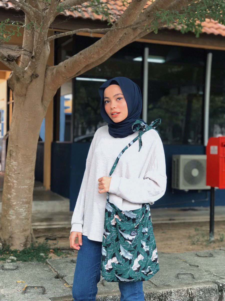 emberlymy's tweet photo. Ramai tak nak admin buka balik slot dropship? Untung dropship 30%. https://t.co/sy3SNEPf6w