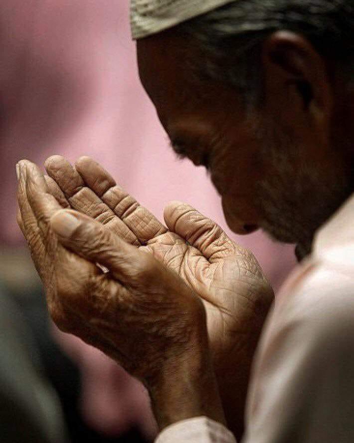 ••  اللهم راحة وجبراً لكلِ قلبٍ مُتعب …