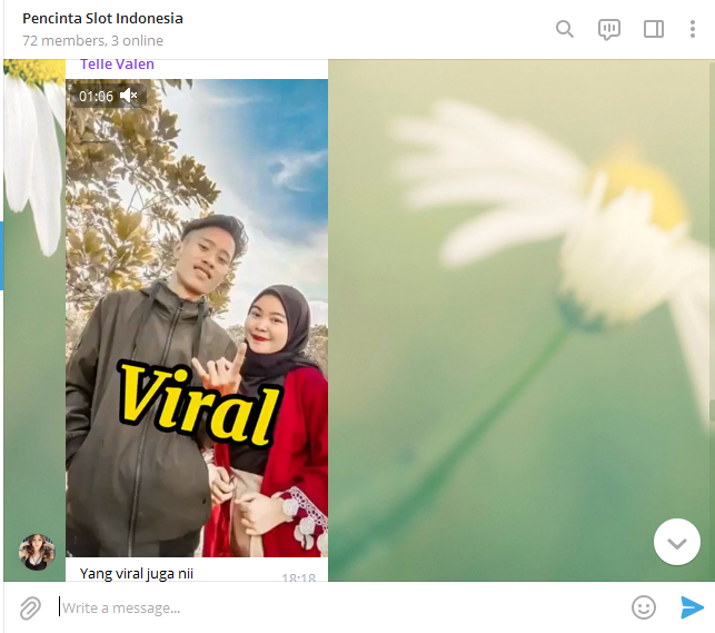 slot_dan's tweet photo. ayu gabung sob di group gw banyak yang seru seru nih sob dari pembahasan soal yang dewasa dewasa pokoknya bikin tegang dan jp loh sobbbbb 
join yuk mumpung gratis yang viral viral ada disini 
https://t.co/HWICvNgJVC https://t.co/PJUj4pU9nl https://t.co/WsgPWCBS8G