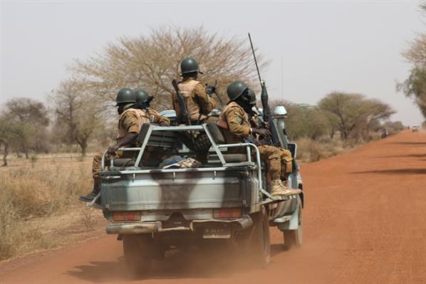 jenkers_en's tweet image. Gunmen Kill 100 in #Burkina #Fasos Deadliest Attack in Years jenke.rs/Bw7l6G