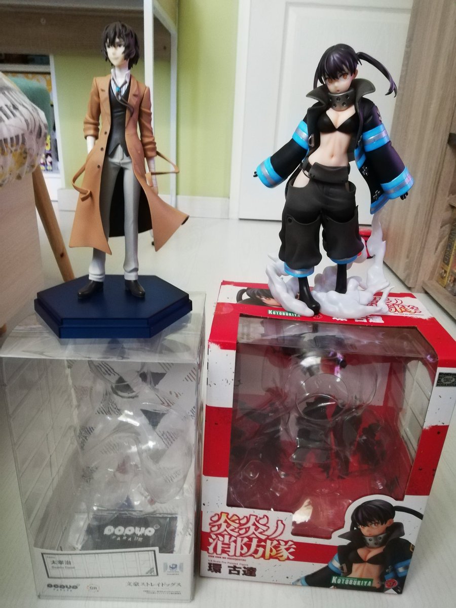 ADubedat's tweet photo. Merci @AkihabaraChibi pour ses 2 superbe figurines https://t.co/PenaLlVbCP