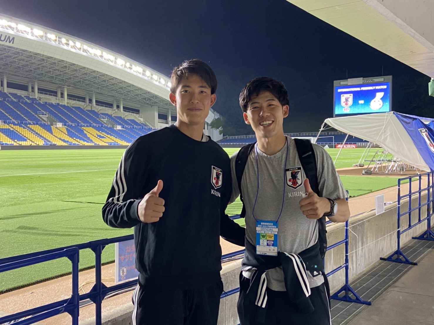 グレイ系 楽ギフ のし宛書 湘南ベルマーレ 谷晃生 21年七夕ユニフォーム ウェア サッカー フットサルグレイ系 8 784 Maps Adr Com