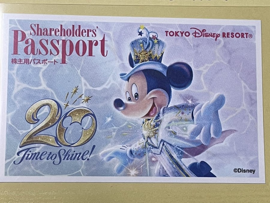 Tds開園周年のアートワークとテーマが株主向けワンデーパスポートのチケットデザインで発覚 Fantasmickey