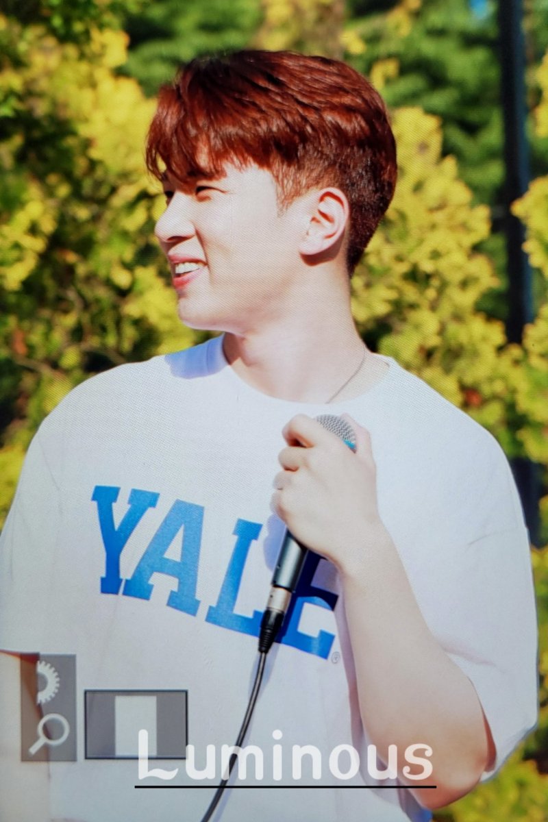 luminous_228's tweet photo. 210605  busking Preview
#NFlying #엔플라잉 
#유회승 #회승 
#Hweseung #YooHweseung https://t.co/DBeSlqKBO2