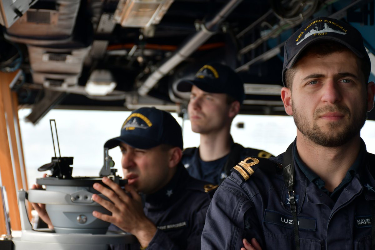 ItalianNavy's tweet image. #AtSeaDemo – #FormidableShield 21
Si conclude l&apos;esercitazione e la partecipazione della #MarinaMilitare con nave Marceglia.
📖👉bit.ly/3fUDV4k
#NoiSiamolaMarina