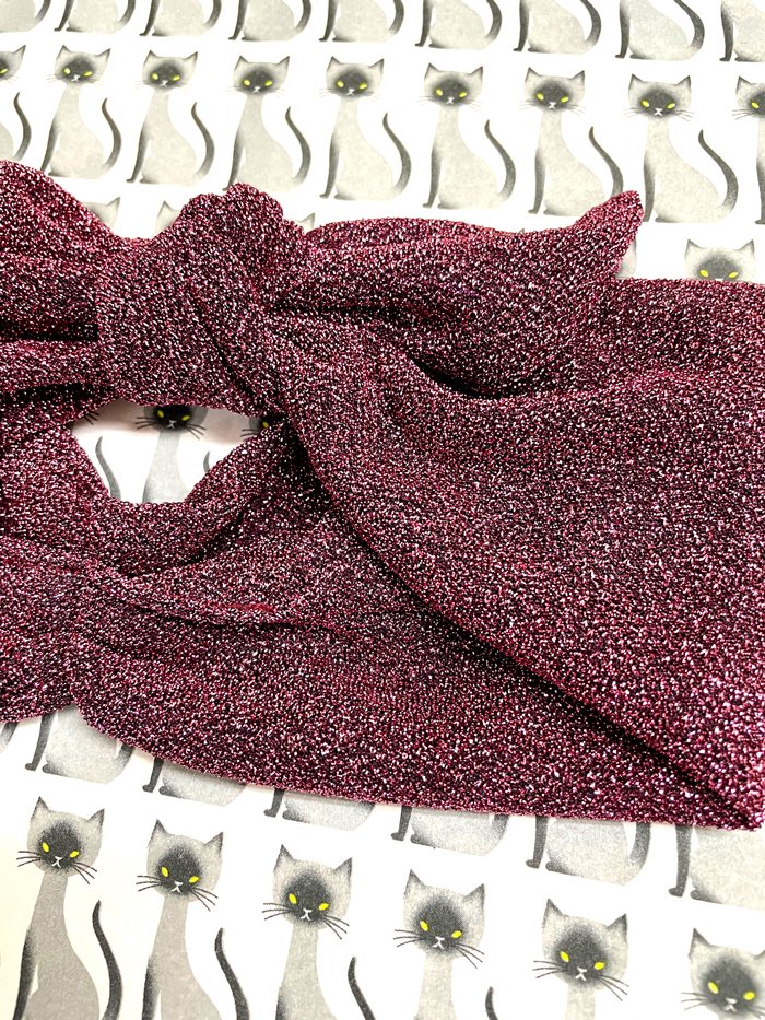 Akko_Motoyoshi's tweet photo. 「Sweet Rockin'」新作の1960年代スタイル・グリッターリボンヘアーバンド/Glitter ribbon ウェブショップにUPしました♪　https://t.co/O6EbTCb71O @Akko_Motoyoshi #GOODROCKIN #1960s #vintagestyle #リボン #ribbon #rockabilly https://t.co/mSGi4V7Ocz