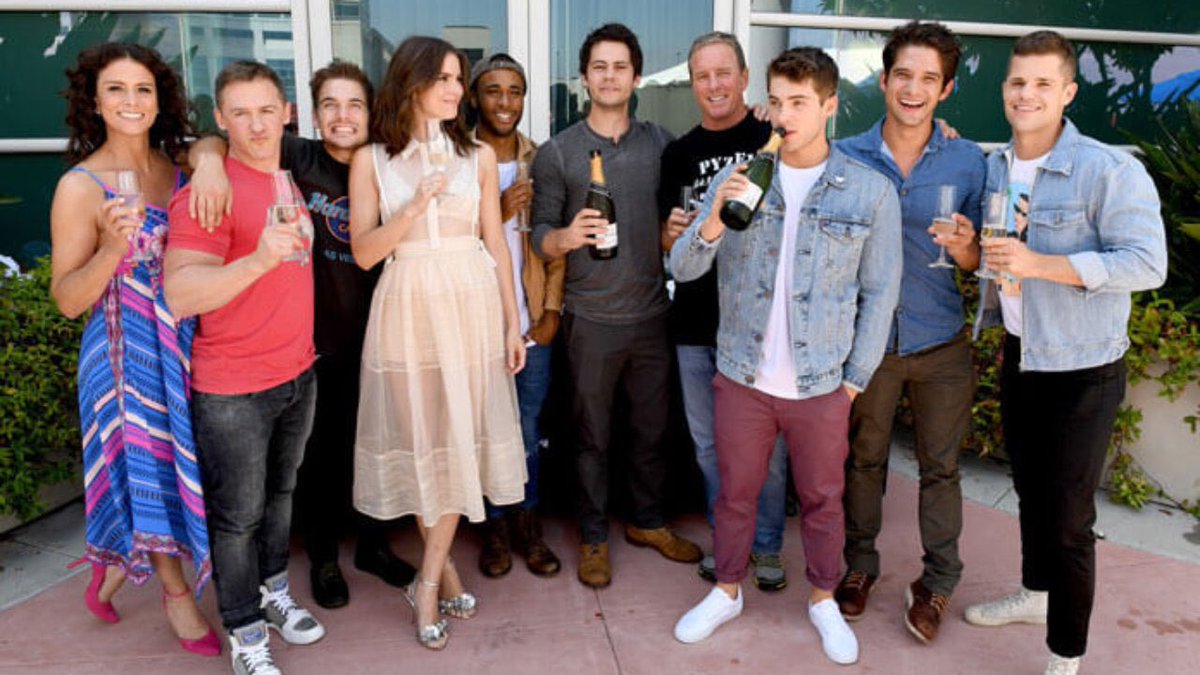 moviedob826's tweet image. just like dylan o'brien “my heart lies and dies with teen wolf”, happy 10 years ❤️