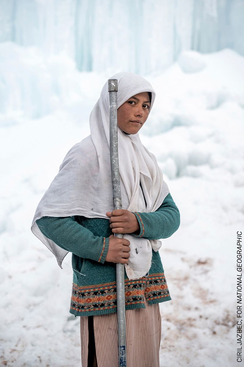 Today is #WorldEnvironmentDay. From the United States, Myanmar, Bangladesh, Brazil, India and Spain, the #WPPh2021 Photo Contest winners in the Environment category present a diversity of perspectives to the climate crisis. Discover their stories: bit.ly/3mK4D12
