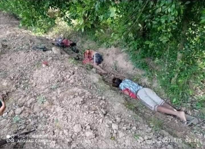 #June5Coup  Hlae Swe village, KyonPyaw

SAC JUNTA KILLS 20 PEOPLE INCLUDING 4 YR OLD. 

VILLAGERS FLEEING TO JUNGLE. 

#WhatsHappeningInMyanmar 

News: Khit Thit Media (not image).