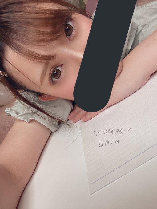配信中、困った時のために お題とか考えてる_((Ф(..  )ｶｷｶｷ  もーすぐだよー💕 https://t.co/JxqOAgcNPN<a href="/tag/fantia"class="tags"><span>#fantia</span></a><a href="/tag/%E3%83%95%E3%82%A1%E3%83%B3%E3%83%86%E3%82%A3%E3%82%A2"class="tags"><span>#ファンティア</span></a>