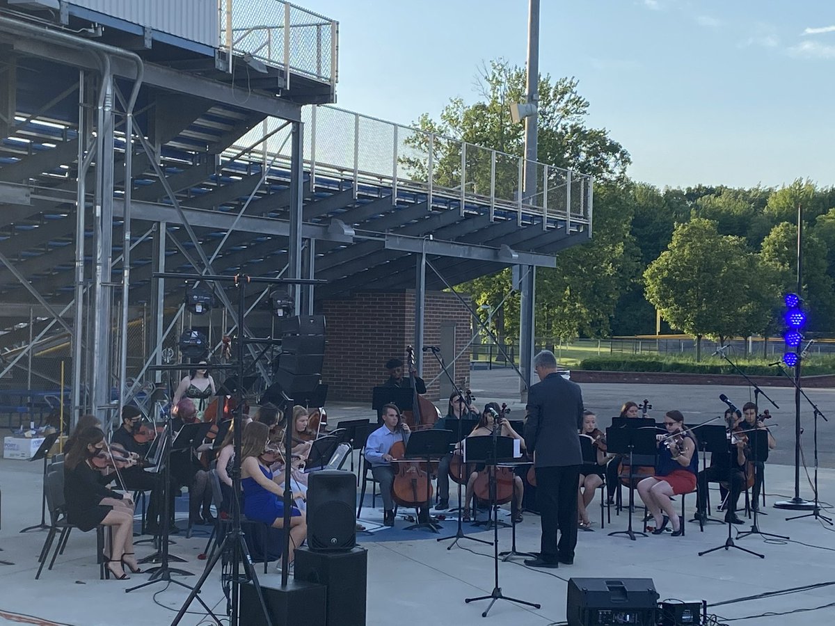 WMHSChoirs's tweet photo. Congratulations to all of our Mott music students!!!! Your outdoor concerts were a huge success! Thank you for all of your hard work &amp; dedication! @WaterfordMott https://t.co/rVnVLOKILE