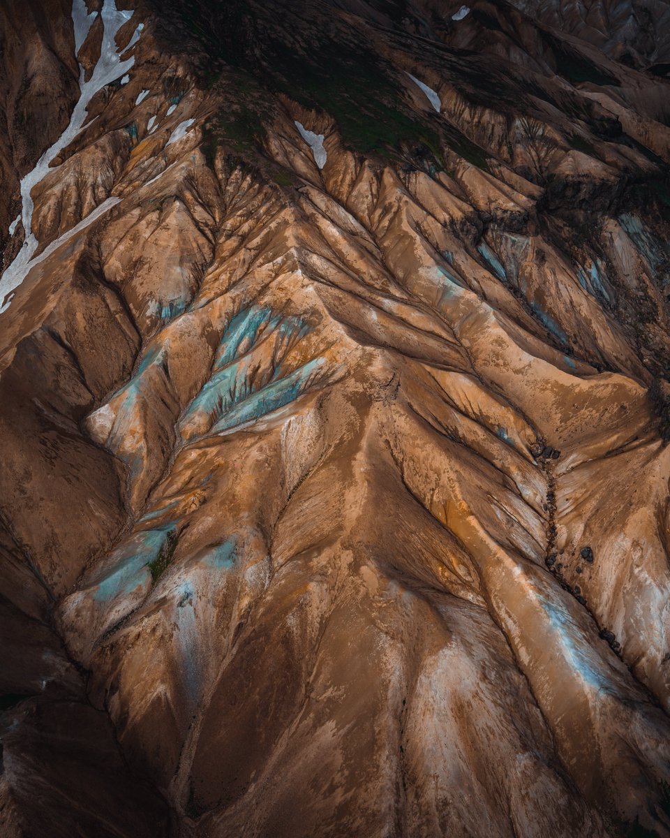 Rhyolite labyrinth

Probably one of the most unique places in Iceland.