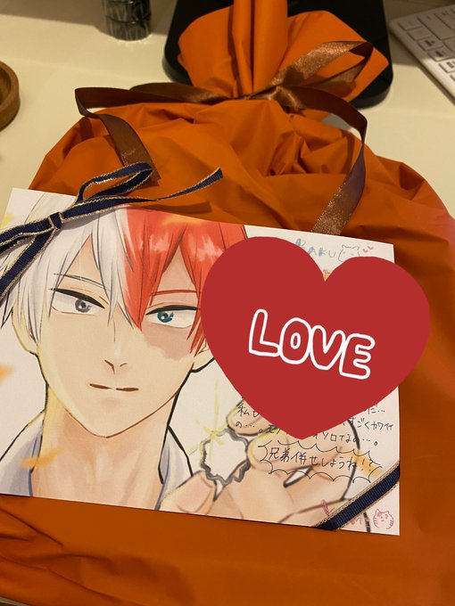 ラッシュガードのtwitterイラスト検索結果