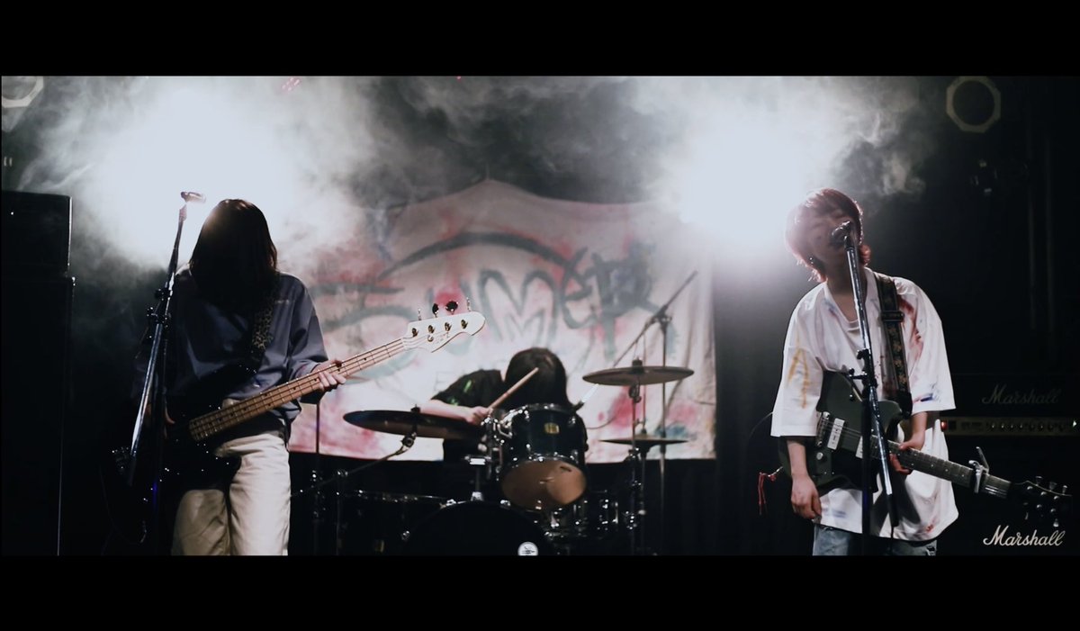 THE_SUMMER_ENDS's tweet photo. 【New MUSIC VIDEO】

「覚めないように」

https://t.co/1HfbJK9LAY https://t.co/o2MBh7ImU1
