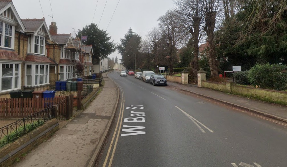 Early morning Banbury fight leaves man with cuts and bruises j.mp/3z6SKIg