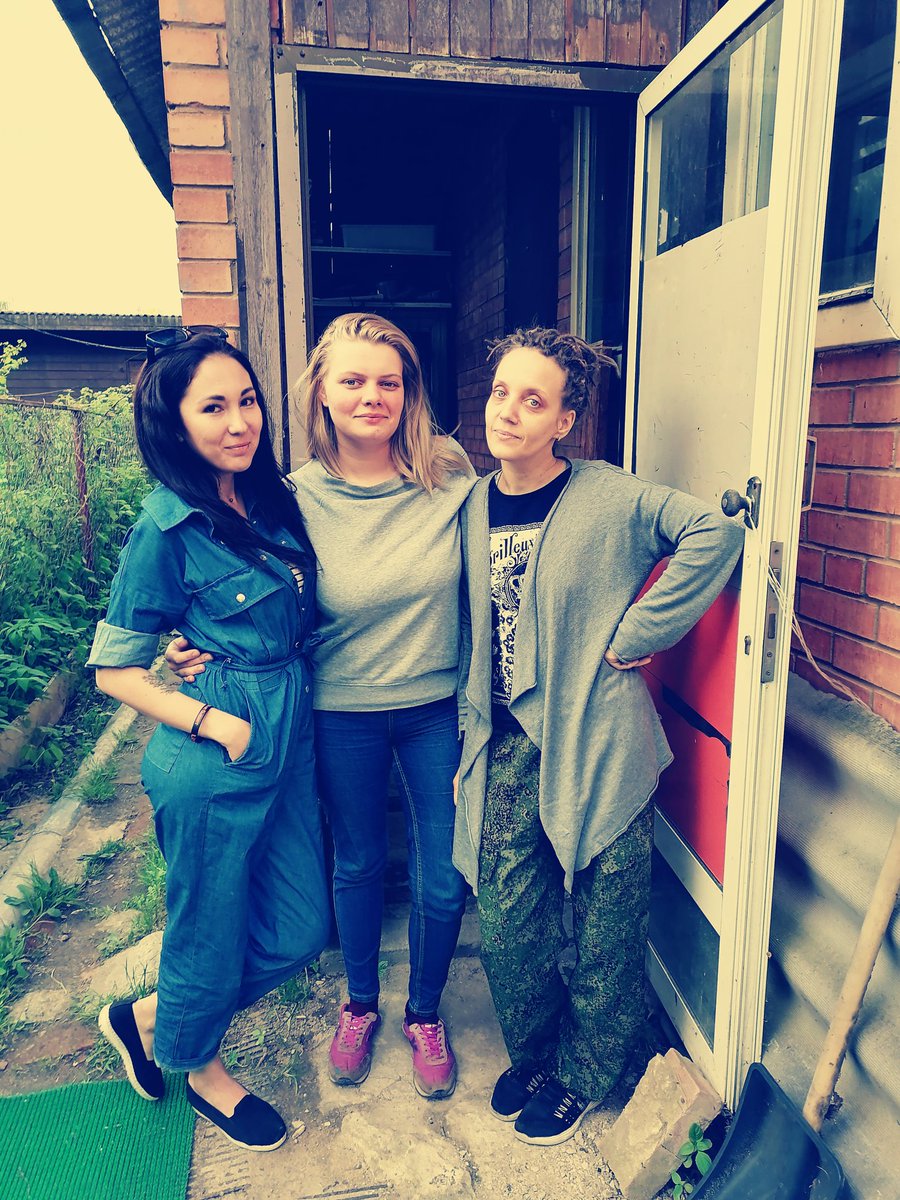 Спасибо и поклон <a href="/kir_marcus/">Marcus</a> за то, что когда-то нас троих познакомил. Только за это тебе огромное человеческое спасибо!
А больше собственно и не за что...