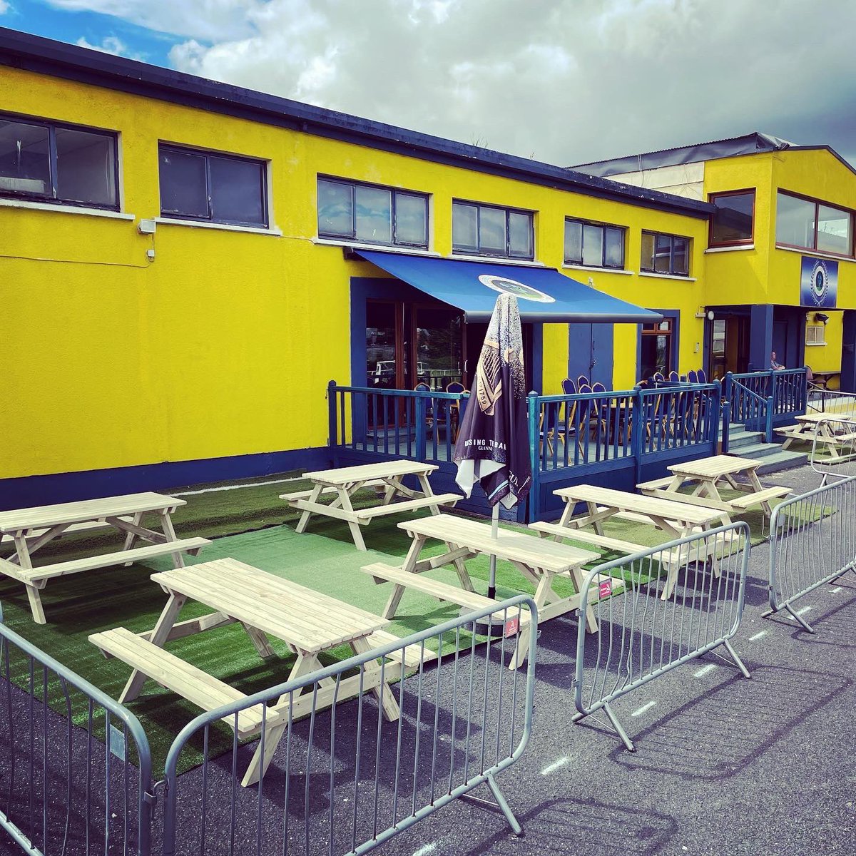 BluebellUnited's tweet photo. We’re finally ready for Monday. Taking bookings on bluebellunitedfc@gmail.com #abouttime 💙🔔 https://t.co/KvvxvOCkfB