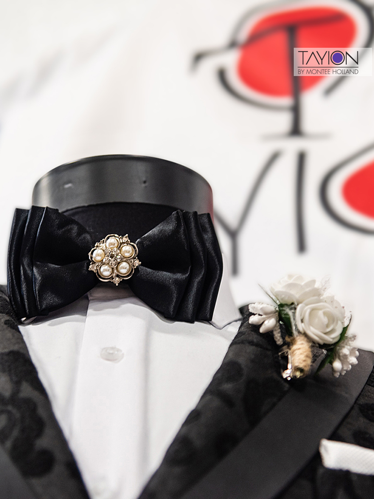 Tayion's tweet photo. What's cooler than being cool? Wearing the Tayion collection to your wedding! Shop now at Macy's and Men's Wearhouse. Get Involved! #Tayion #TheTayionCollection #MensWearhouse #Suit #GetInvolved #Macys #Menswear #MensFashion #MenWithStyle https://t.co/QfX09MndVd