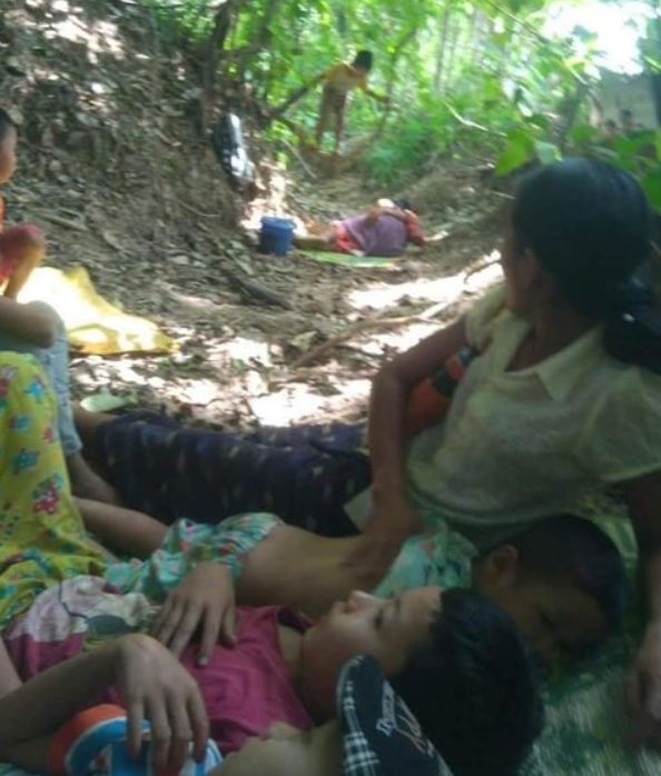 Phoetharr45's tweet photo. KYONPYAW, Ayeyarwady Region: UPDATE

17 CIVILIANS including a 4-yo child &amp; 2 women were brutally KILLED by SAC Terrorist in Hlay Swea village today. 

9 injured. 

Villagers fled. 

Villagers had no weapons except slingshots for self-defence. 

#June5Coup #WhatsHappeningInMyanmar https://t.co/XYcAqRCtTf
