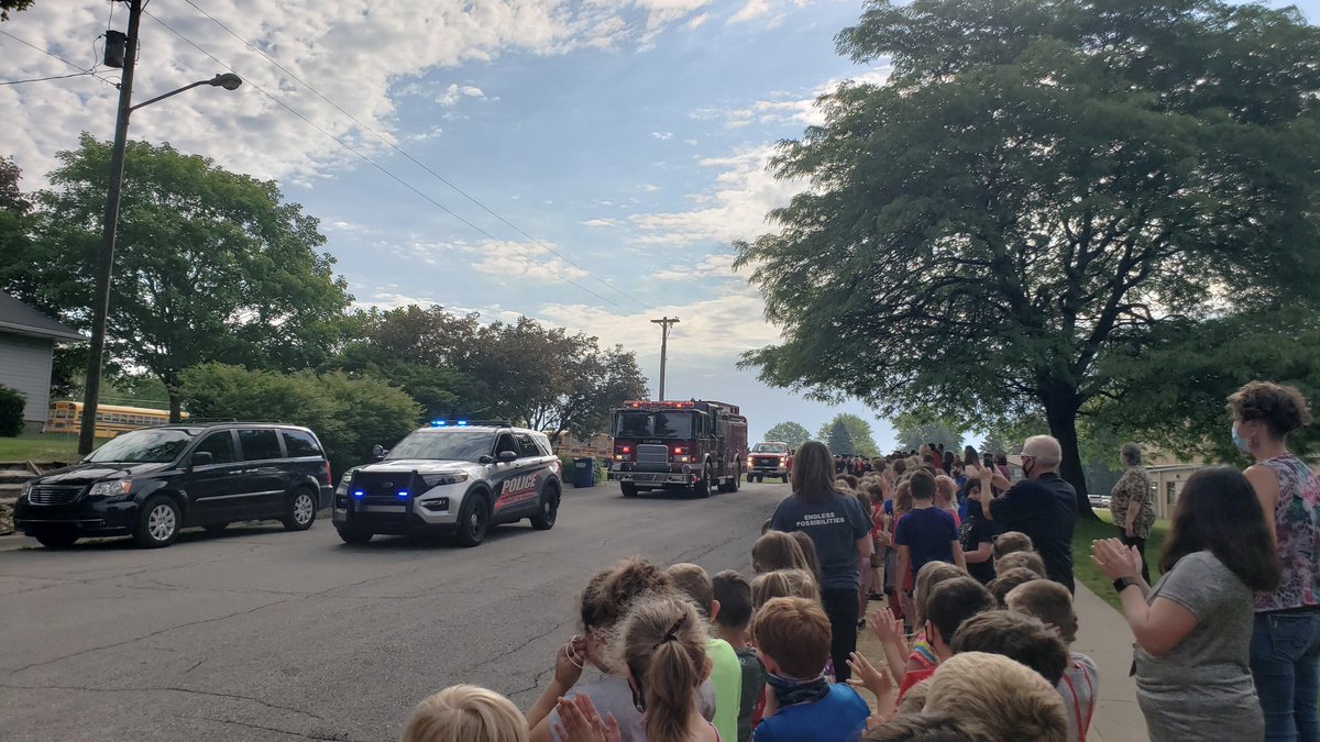 Mr.Stanfield Elem.School CounselorCES tweet media