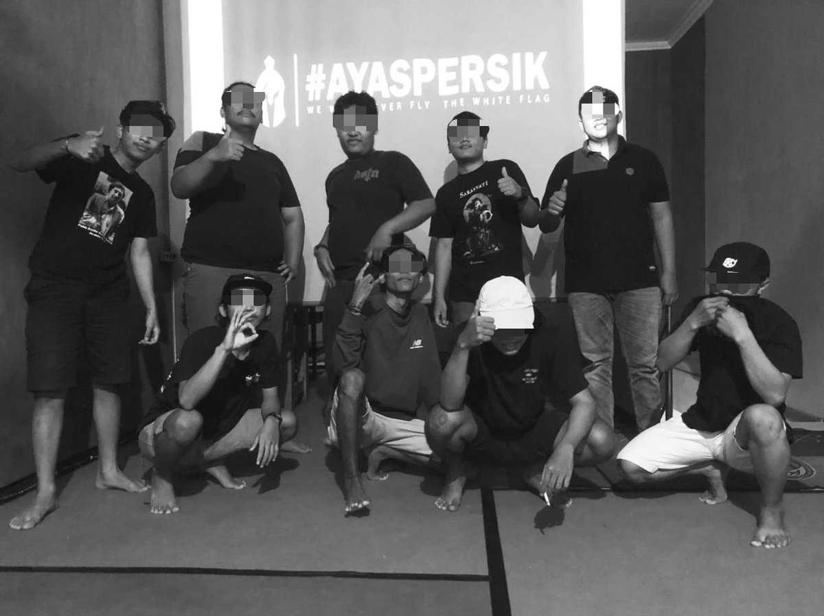 sektorbertahan's tweet photo. Rodok pie tapi gapapa beb @persikfckediri
Penting tetep #ayaspersik https://t.co/JbZlhq2iN1