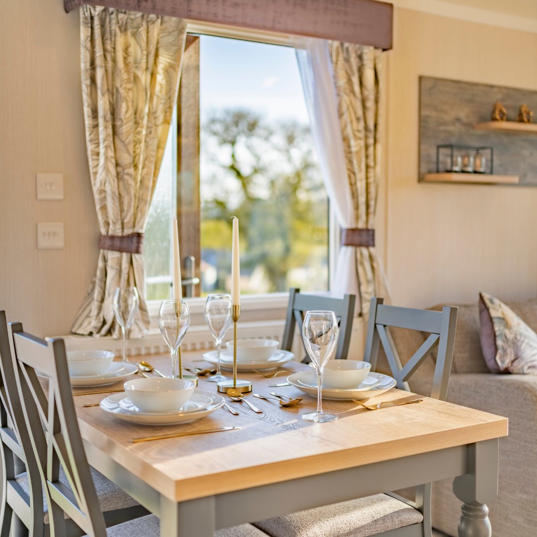 TanRallt's tweet photo. Introducing the Swift Bordeaux Escape located on our new plot development here in North Wales 🏴󠁧󠁢󠁷󠁬󠁳󠁿
This is a holiday home designed to really make the most of our fantastic views! 
You can book your private park tour today by calling us on 01492 516 652 🌿 https://t.co/GDLt2Ryrmw
