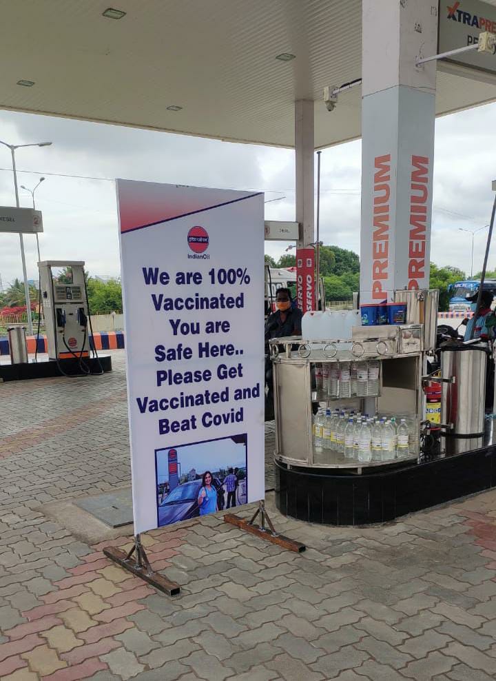 100% of Our Customer Attendants, staff, manager &amp; Dealer at National Service Station, Hosur Tamil Nadu have got vaccinated. Be Safe &amp; Beat COVID. <a href="/EdTamilnadu/">V C Asokan</a> <a href="/IOCLTamilnadu/">IOCL Tamilnadu</a>