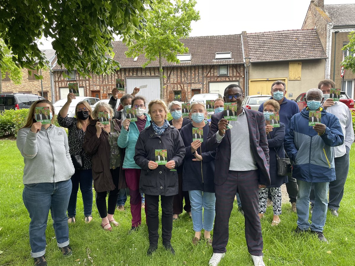 lucien_vu's tweet image. Rassemblées à #salouel pour les #solidaritesecologie #amienssudouest #departementales2021