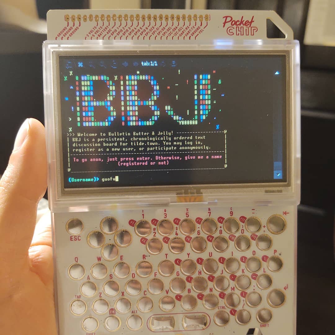 H95lx's tweet photo. Fun with @tildetown and #mocp #internetradio on my #Linux #Debian #PocketCHIP #nextthingco https://t.co/Yx0ErT0Lf0