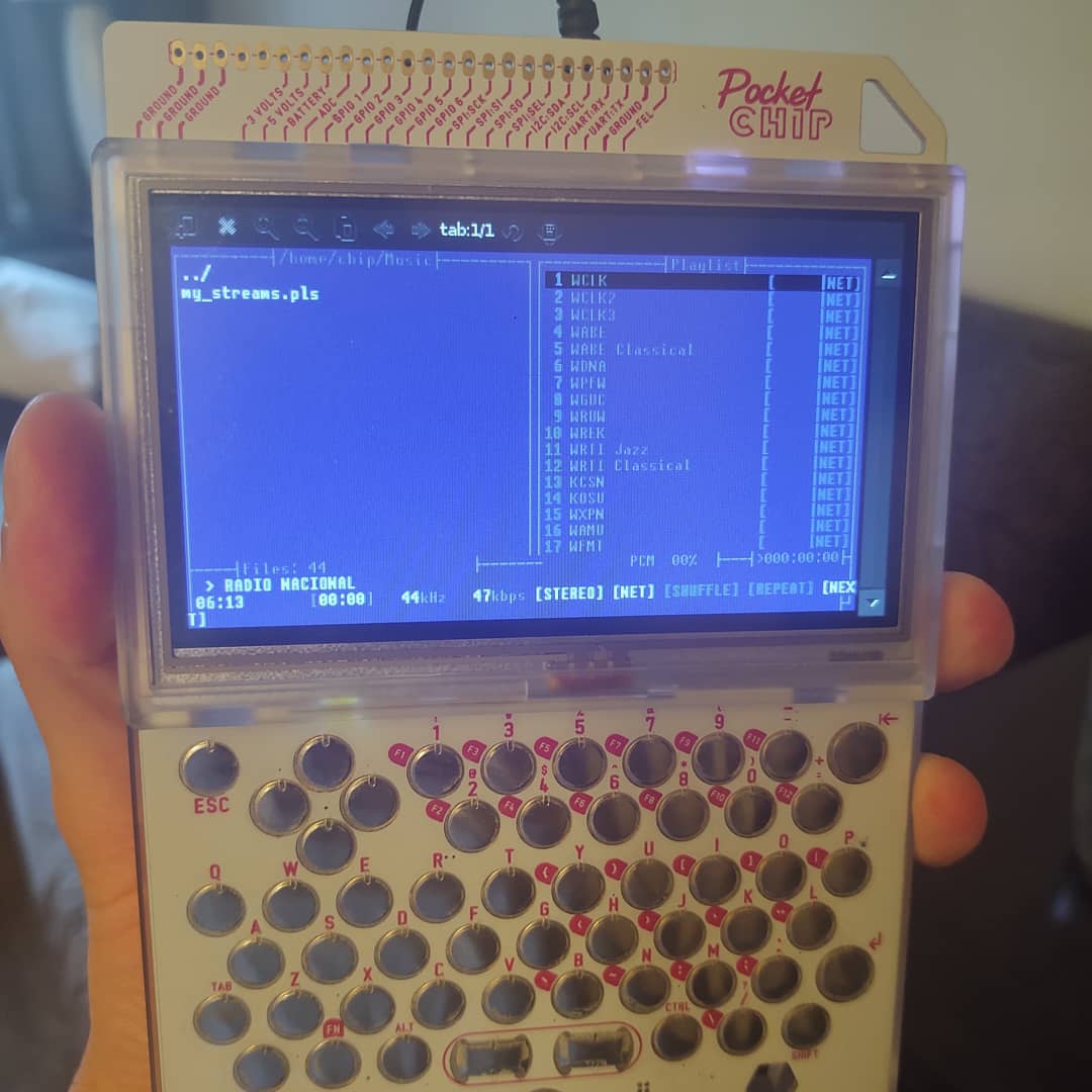 H95lx's tweet photo. Fun with @tildetown and #mocp #internetradio on my #Linux #Debian #PocketCHIP #nextthingco https://t.co/Yx0ErT0Lf0