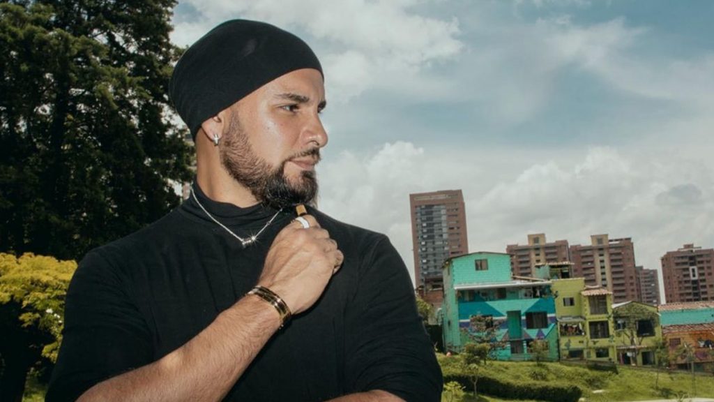 SoyNuevaPrensa's tweet photo. ¡ESCÁNDALO! Allanan hotel donde Ricardo Ponce organizó su “secta sexual” - https://t.co/dCJ7ELiDJ9
#SoyNuevaPrensa #AcosoSexual #HotelAlkaki #RicardoPonce #SectaSexual #Violación #Cultura https://t.co/ie5AflzaKf