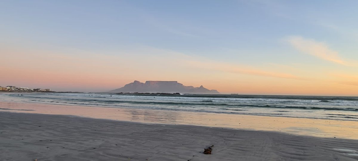 Merentia's tweet photo. Sunset last night in @capetown

Group 1

Photos by #shyguy99

#merentiasadventures
#lovecapetown @lovecapetown @Wesgro @capetownint #stunningcapetown #capetown @CapeTownFairy @whycapetown @ctweatherfairy @FlatLandsGirl https://t.co/N7fI5WqzRF