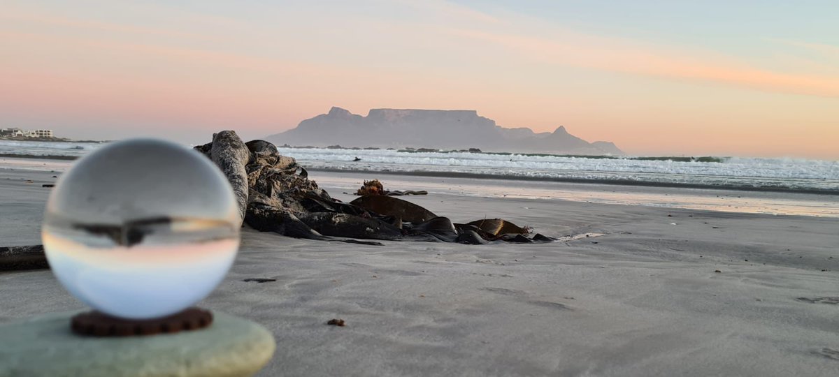 Merentia's tweet photo. Sunset last night in @capetown

Group 1

Photos by #shyguy99

#merentiasadventures
#lovecapetown @lovecapetown @Wesgro @capetownint #stunningcapetown #capetown @CapeTownFairy @whycapetown @ctweatherfairy @FlatLandsGirl https://t.co/N7fI5WqzRF