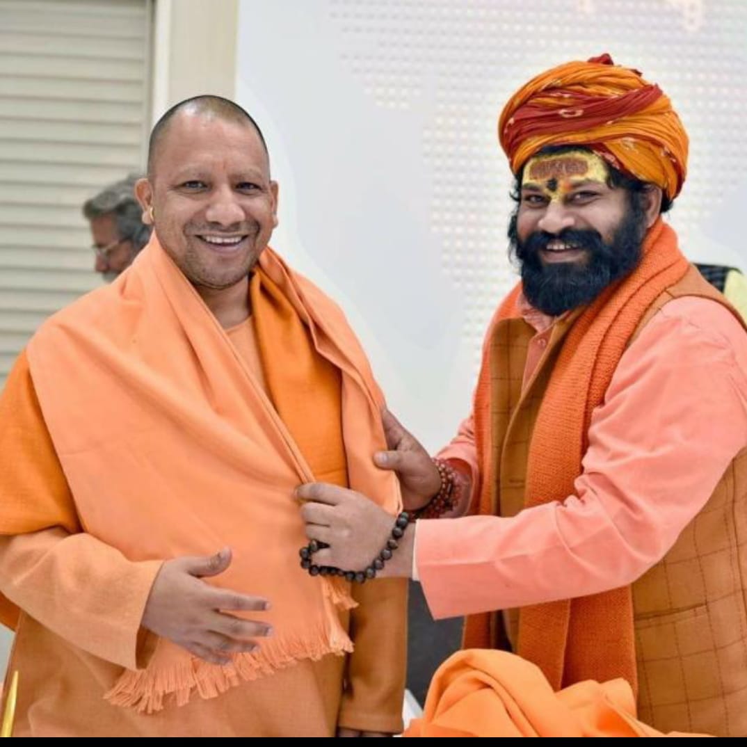#HBDयोगीजी_SAVEशिक्षामित्र
मा. मुख्यमंत्री श्री योगी जी महाराज <a href="/myogiadityanath/">Yogi Adityanath</a>को प्रदेश के1.72 लाख _संघर्षरत_शिक्षामित्र परिवार की तरफ से #जन्मदिन की कोटि कोटि बधाई एवं शुभकामनाएं,आप दीर्घायु हो🎂🎂
 <a href="/PMOIndia/">PMO India</a> <a href="/CMOfficeUP/">CM Office, GoUP</a> <a href="/Prof_RKU/">Prof Rakesh Upadhyay</a> <a href="/shalabhmani/">Dr. Shalabh Mani Tripathi</a> <a href="/AmitShah/">Amit Shah</a> <a href="/BJP4UP/">BJP Uttar Pradesh</a> @rajudasayodhay