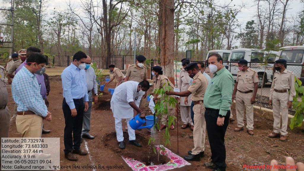World Environment Day celebrations at Dangs with plantation and distribution of Tulsi seedlings in presence of dignitaries. #WorldEnvironmentDay2021 <a href="/CcfCircle/">CCF Valsad Circle</a> <a href="/HoffPccf/">PCCF & HoFF, Gujarat State</a>