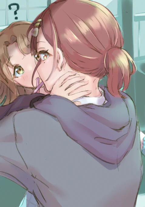 首筋に視線感じる樋口。 