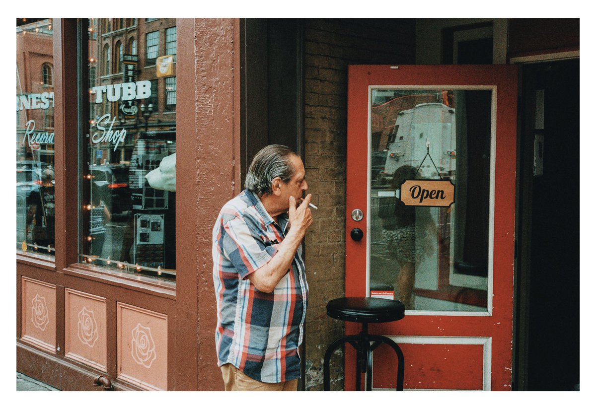 NotKelseySmith's tweet photo. Just released a new video where I do street photography on film in Nashville with my Leica M6! Check it out if you’d like and retweet to help me out :-)

https://t.co/kMUu5sEbzP https://t.co/FkfzxcEkTN