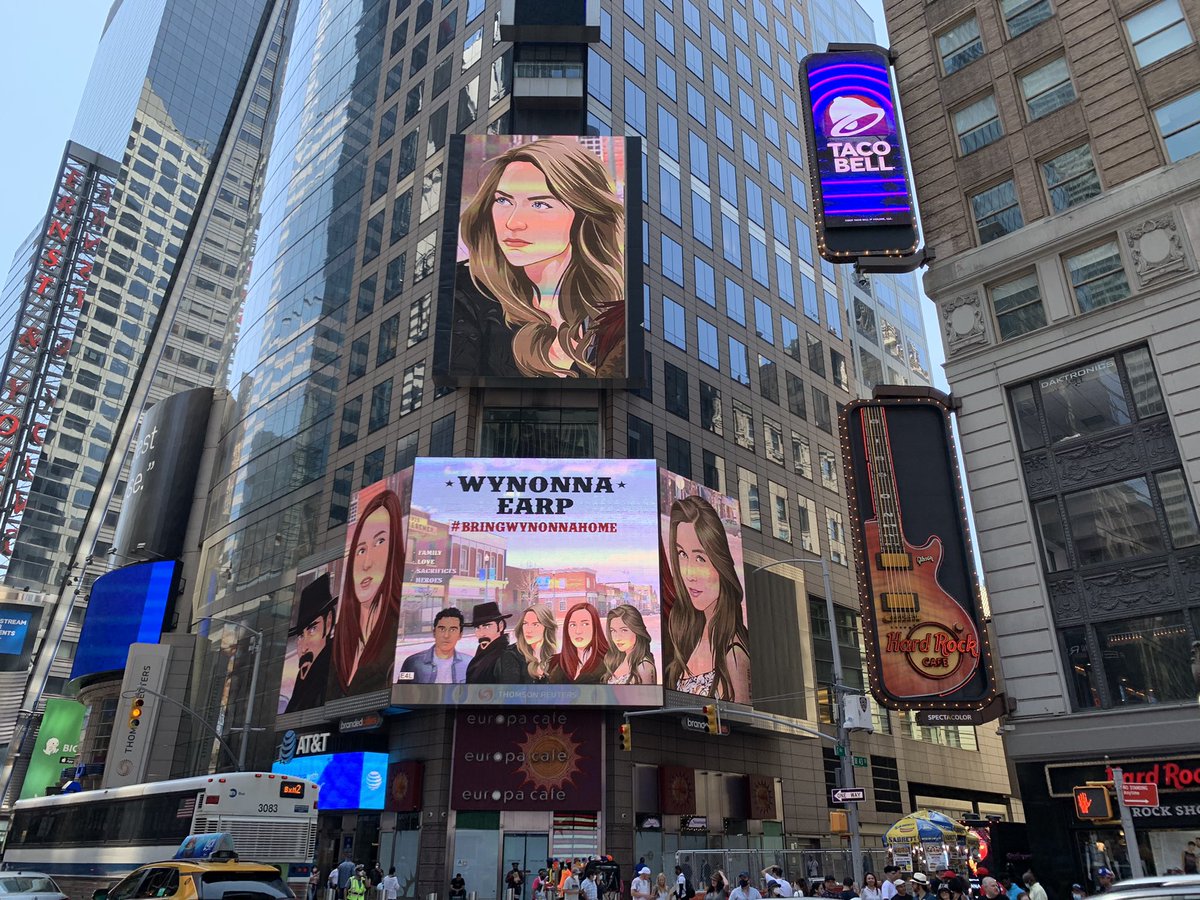 HellerHighWat3r's tweet photo. LOOK AT THIS FREAKIN BILLBOARD!!!
#WynonnaEarp #BringWynonnaHome https://t.co/Omxiio8X7W
