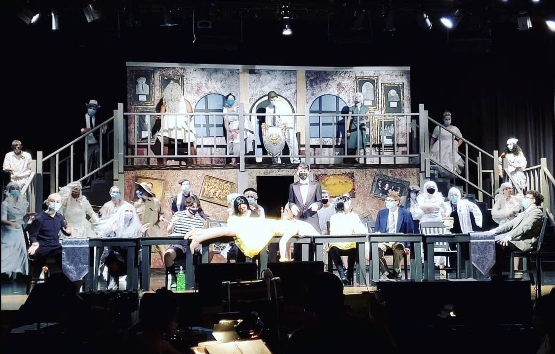 ally ツ tweet media