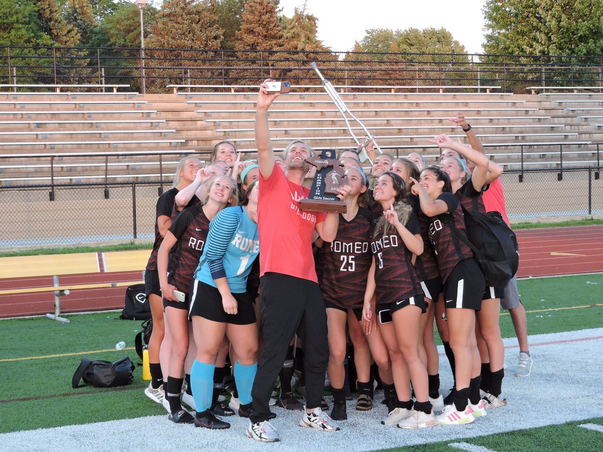 Congratulations @RHBullDogSoccer Girls are district champs!!! #bulldogpride
