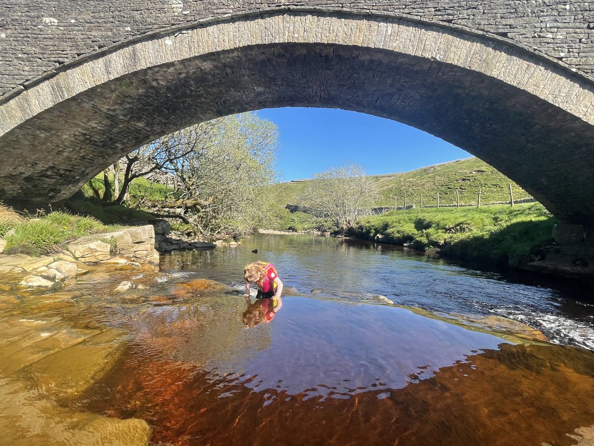 AmandaOwen8's tweet photo. No baths needed tonight. Well rinsed.
#yorkshire #aftertea #swim #nature #wildswim #outdoors #countryside https://t.co/SDBeFsJAvb