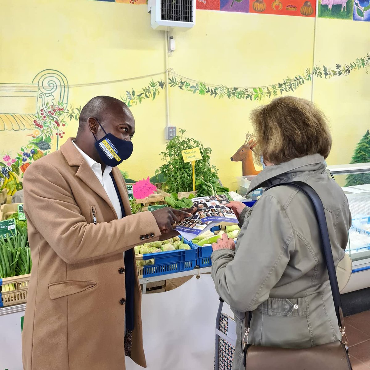 Titah13215306's tweet photo. #electionsregionales2021, à la rencontre des électeurs au marché de #Chatillonsurseine,#ReceySurOurce et #Leuglay. Visite de l’abattoir, d'un centre de vaccination,d’une ferme et la maison de la forêt.
Votez #denisthuriot2021 #LaRegionPartoutEtPourTous #MajoritePresidentielle https://t.co/p2c2r2ZW1P