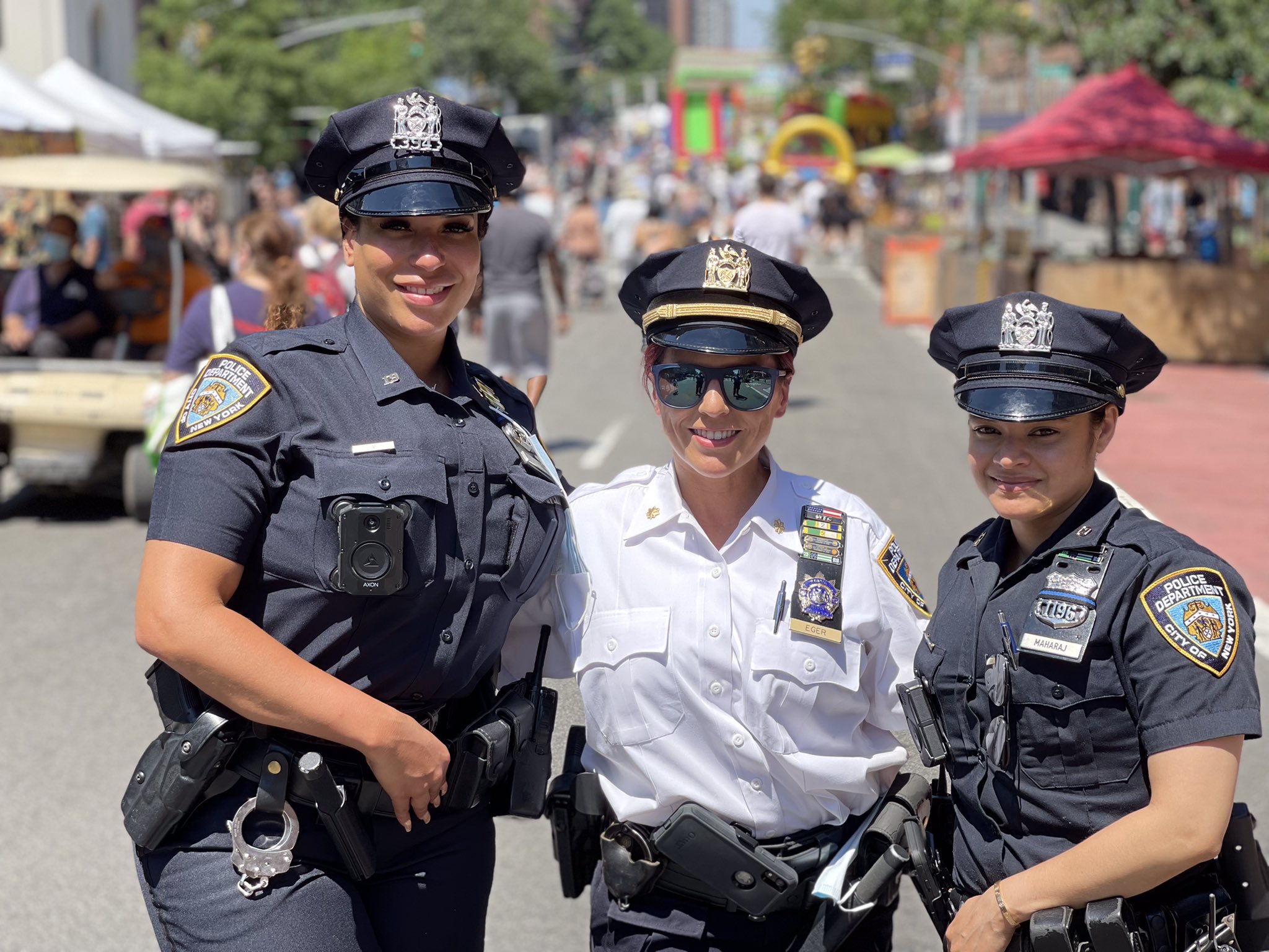 nypd-19th-precinct-on-twitter-the-smell-of-funnel-cake-deep-fried-oreos-and-popcorn-filling-the-air-can-mean-only-one-thing-nyc-street-fairs-are-back-it-s-a-beautiful-day-on