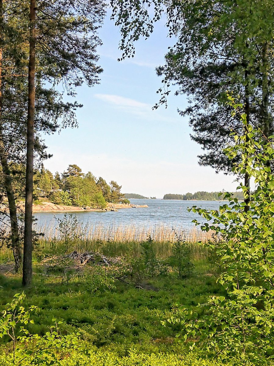 Summer afternoon on the sea in Espoo, The Greater-Helsinki region, #Finland https://t.co/eOoEnJkGBZ https://t.co/OsXqtzq1ET https://t.co/Pde4ogrJu6