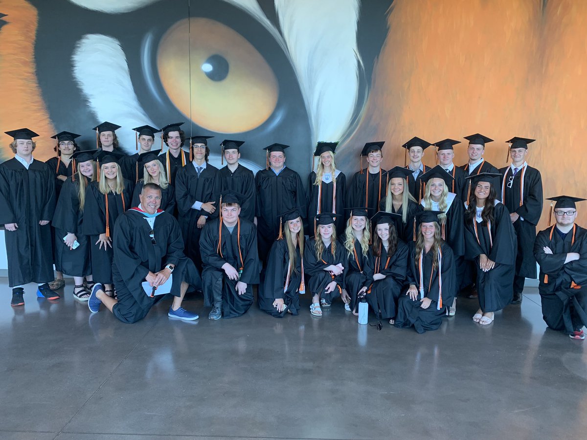 hartsky1's tweet image. I’m going to miss this group. They were absolutely wonderful and will do great things in their very bright futures.