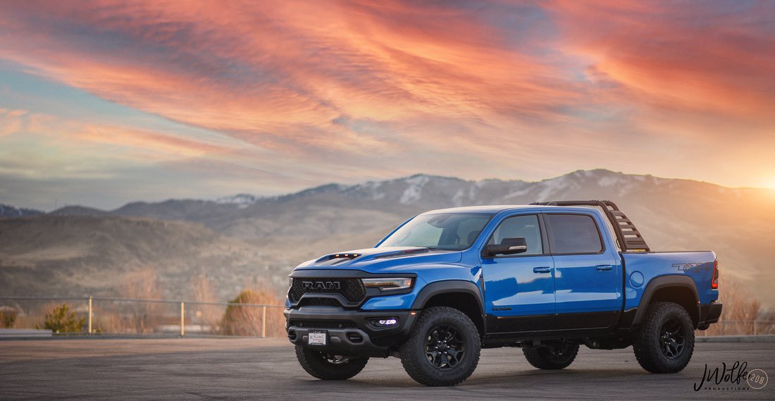 jwolfe208's tweet photo. @RamTrucks #trx #ramtruck #ram #hellcat https://t.co/XLKxm11mNX