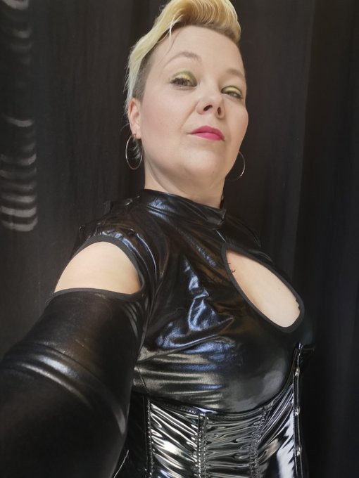 Neues Oberteil - ein nettes Geschenk von einem Sklaven  #geschenk #gift #sklave #zahlsklave #AmazonWishList<a href="/tag/gift"class="tags"><span>#gift</span></a><a href="/tag/amazonwishlist"class="tags"><span>#amazonwishlist</span></a><a href="/tag/sklave"class="tags"><span>#sklave</span></a><a href="/tag/geschenk"class="tags"><span>#geschenk</span></a><a href="/tag/zahl"class="tags"><span>#zahl</span></a>