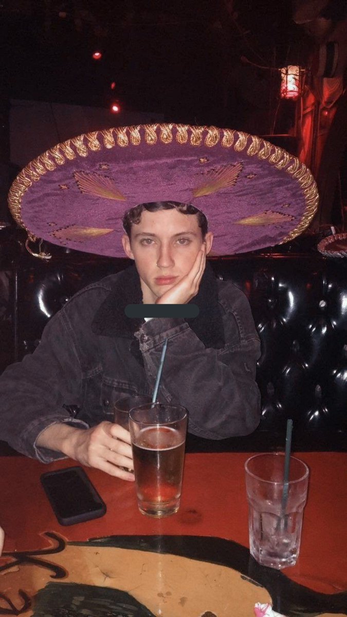 Ema 𖤍 Lt2 Nh3 Feliz Cumple Bebe Hermoso Troye De Mi Corazon Te Amooooooo Te Mereces Todo Lo Mejor Siempre 26 Mi Bebe Enorme Yaaaaaaaa Happybirthdaytroye T Co Dxfob91amg