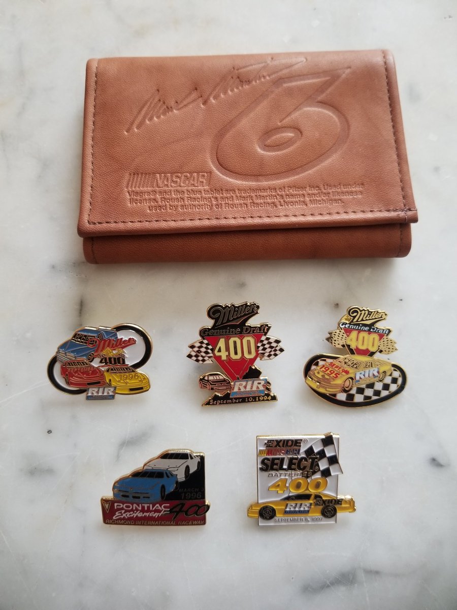 TALKNER's tweet photo. GIVEAWAY TIME

LOT of Old School Items..
Mark Martin Wallet and some Old Event pins from @RichmondRaceway 

LIKE
FOLLOW
SPREAD THE WORD 

WINNER drawn Sunday 6-6-21
GOOD LUCK 
#MAKEPEOPLESMILE https://t.co/XxPWj7YMuZ